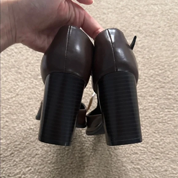 Brand New Zara Chocolate Brown T-Strap Block Heel Pumps - Picture 6 of 6